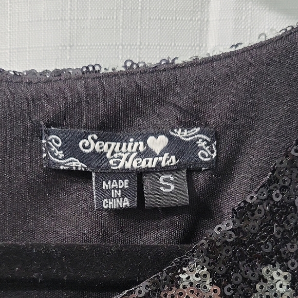 Sequin Hearts Black and Silver Zigzag Sequin Midi Dress Size S - Picture 5 of 11